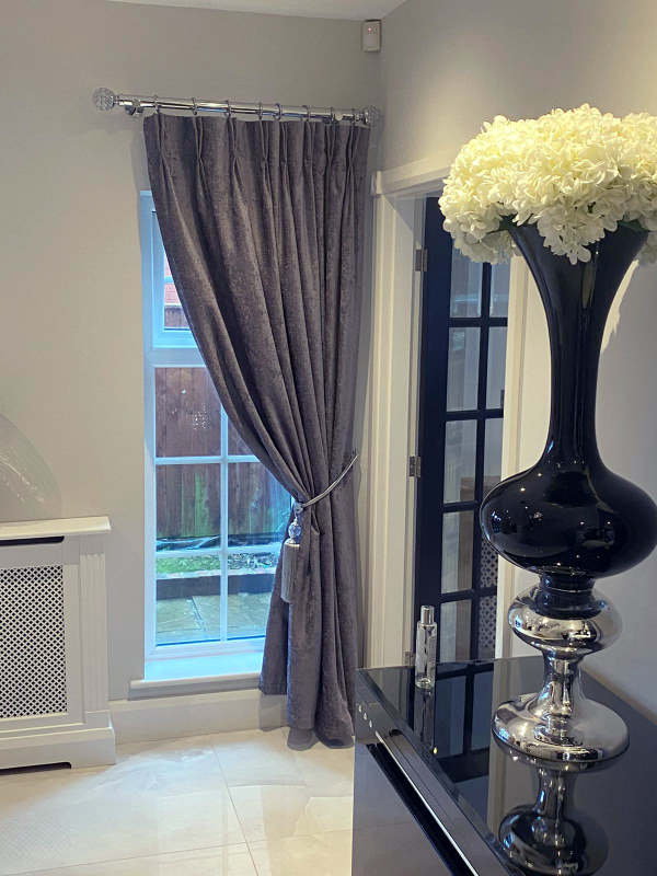 Domestic curtain and blinds Contracts